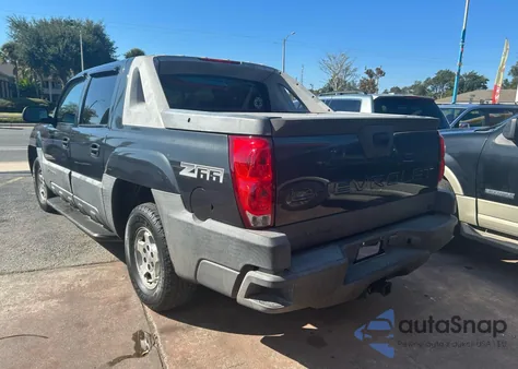 2004 Chevrolet Avalanche C1500 z USA, uszkodzony, nr VIN 3GNEC12T14G151237